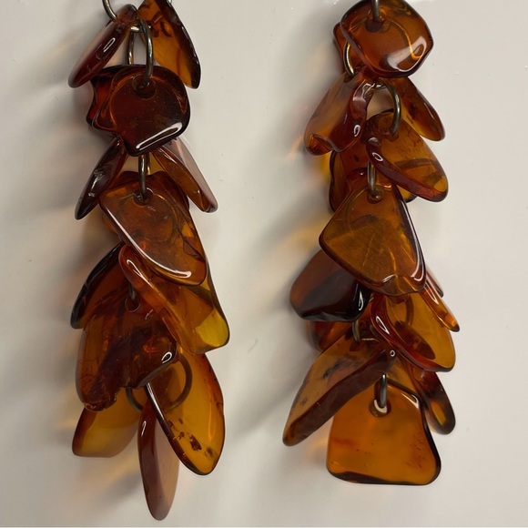 Amber & silver chip cluster drop earrings - Picture 2 of 2